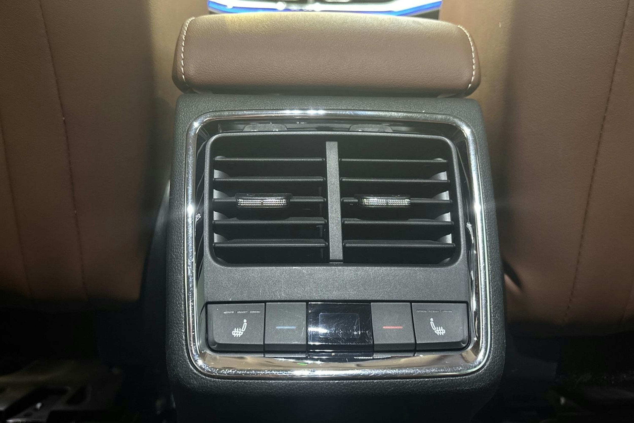 met. valkoinen Skoda Enyaq 2021 kuva 18.