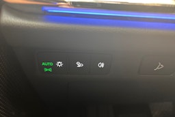 met. valkoinen Skoda Enyaq 2021 kuva 22.