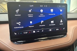 met. valkoinen Skoda Enyaq 2021 kuva 28.
