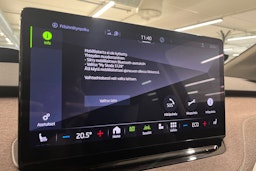 Punainen Skoda Enyaq 2021 kuva 24.