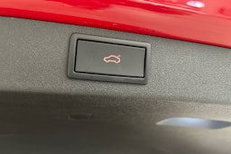 Punainen Skoda Enyaq 2021 kuva 30.
