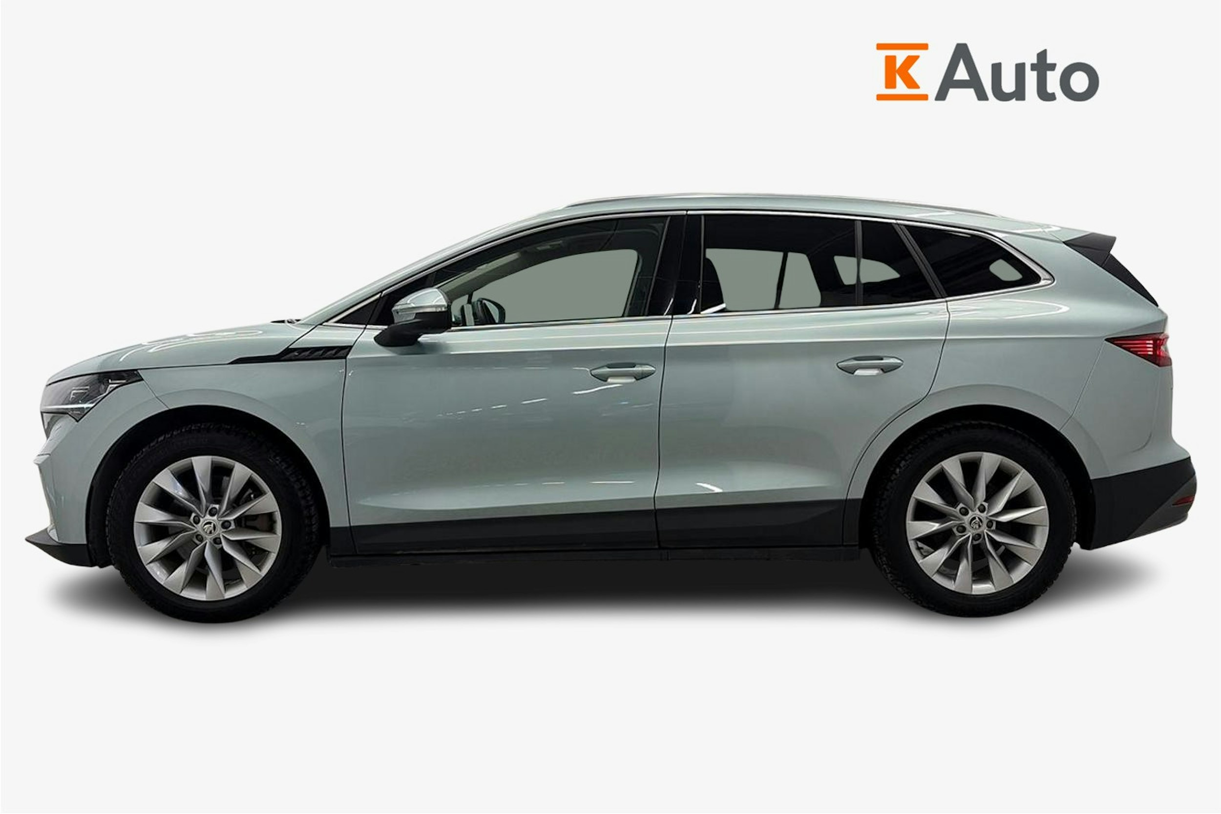 vihreä Skoda Enyaq 2021 kuva 6.