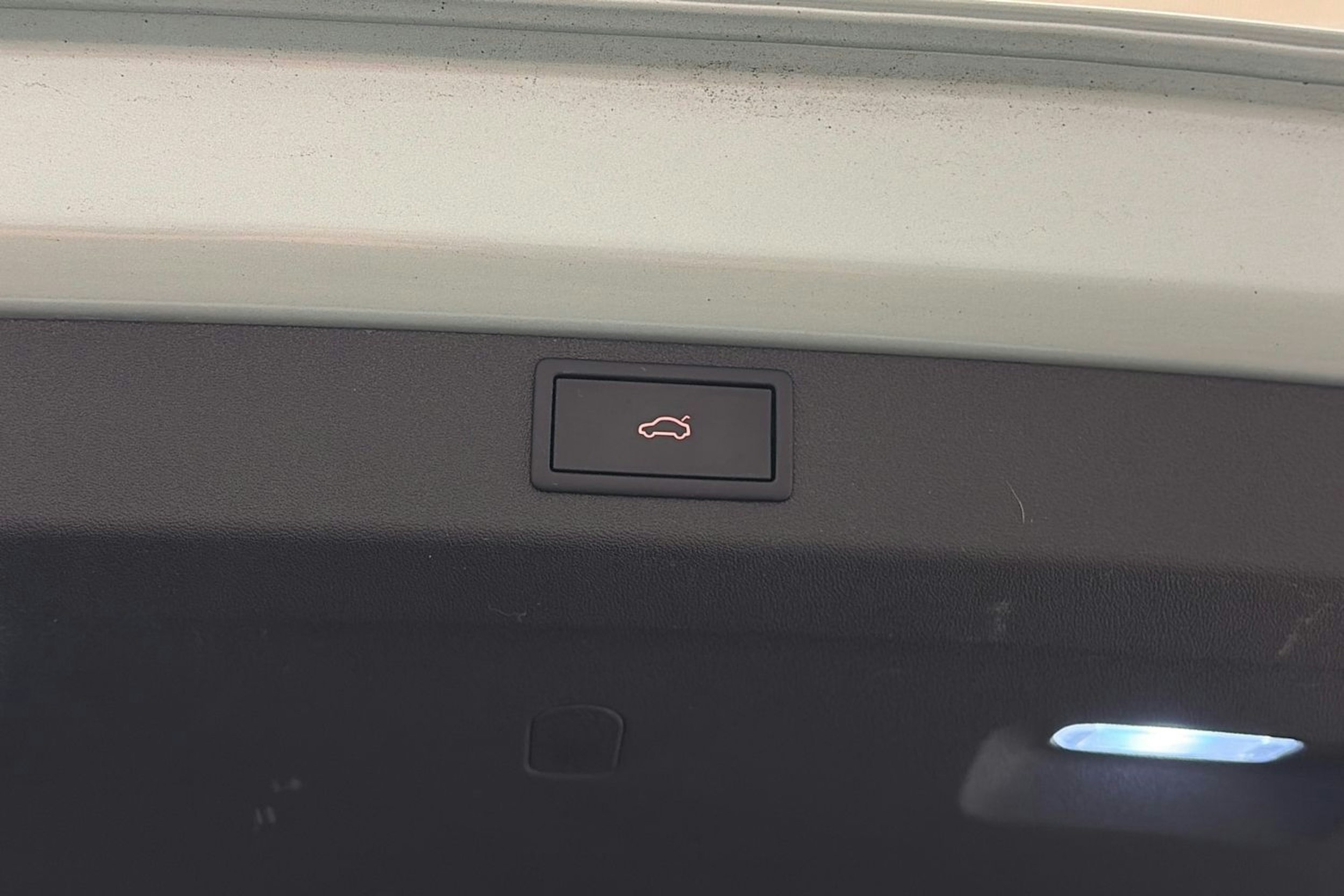 vihreä Skoda Enyaq 2021 kuva 14.