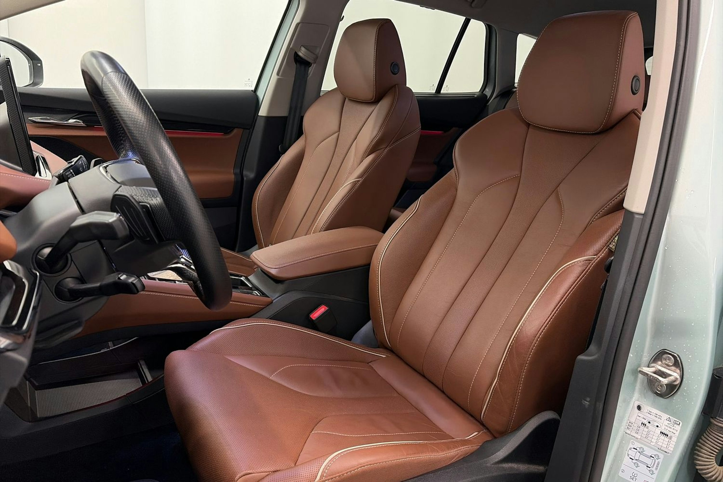 vihreä Skoda Enyaq 2021 kuva 16.