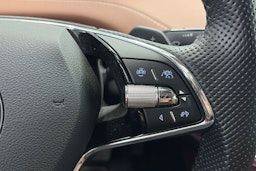 vihreä Skoda Enyaq 2021 kuva 20.