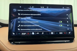 vihreä Skoda Enyaq 2021 kuva 25.