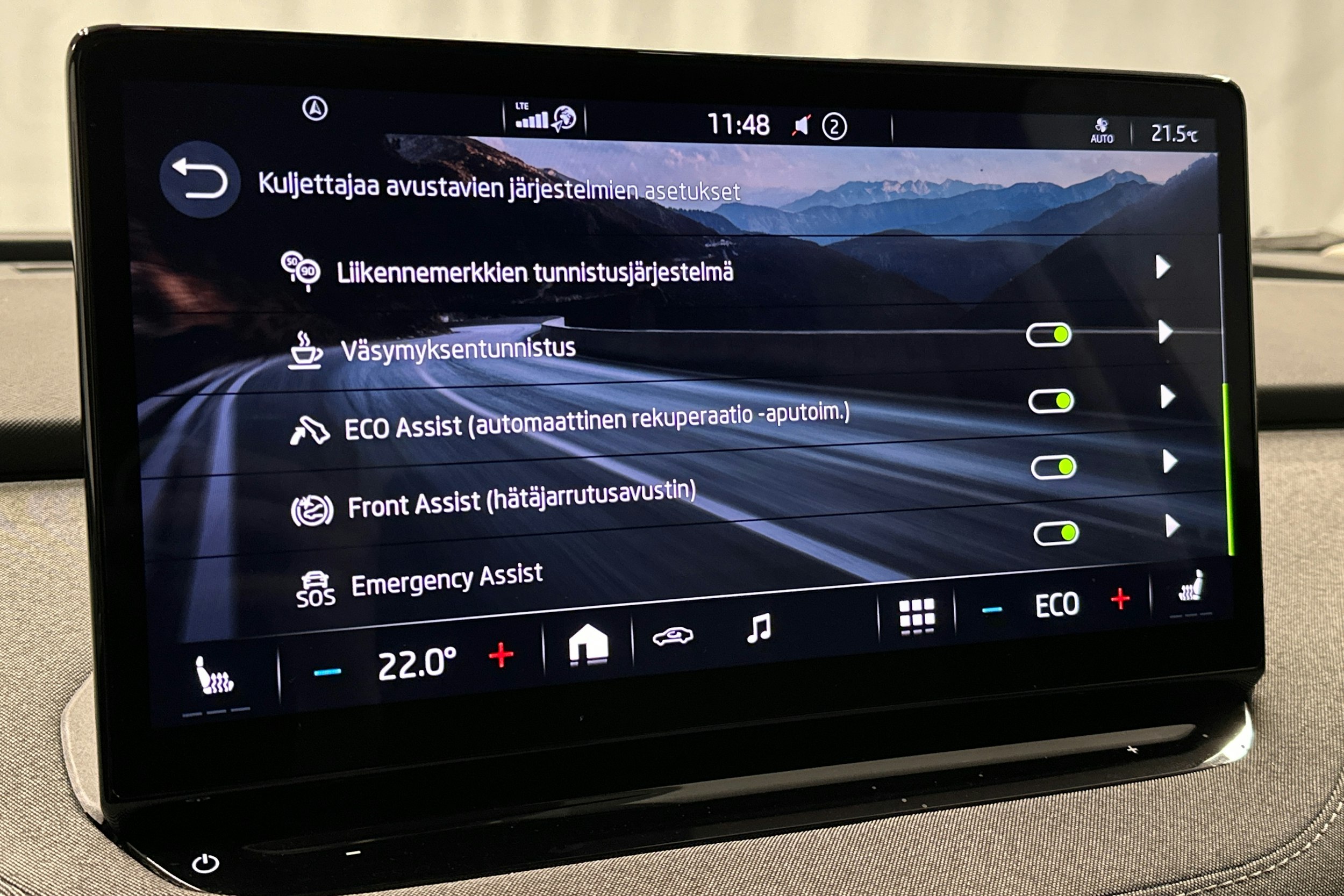 sininen Skoda Enyaq 2022 kuva 24.