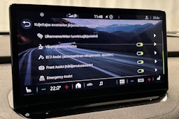 sininen Skoda Enyaq 2022 kuva 24.