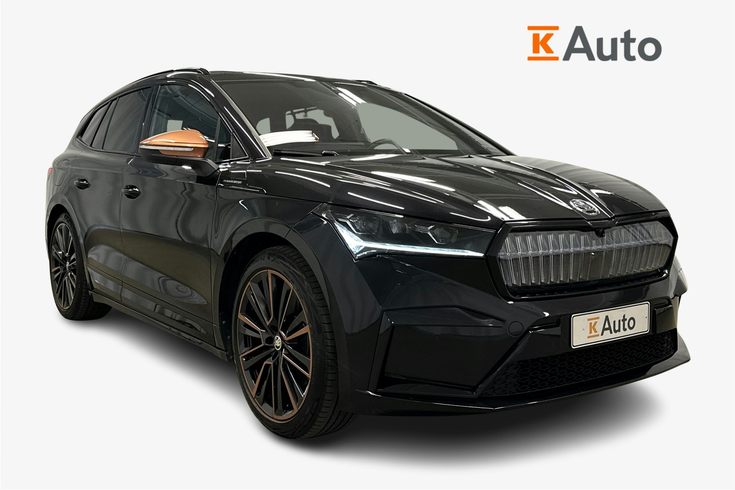 musta Skoda Enyaq 2022 kuva 1.