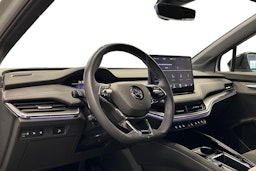 valkoinen Skoda Enyaq 2022 kuva 3.