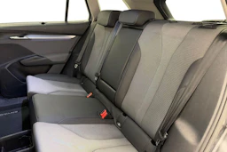 harmaa Skoda Enyaq 2022 kuva 8.