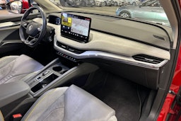 met. punainen Skoda Enyaq 2022 kuva 12.