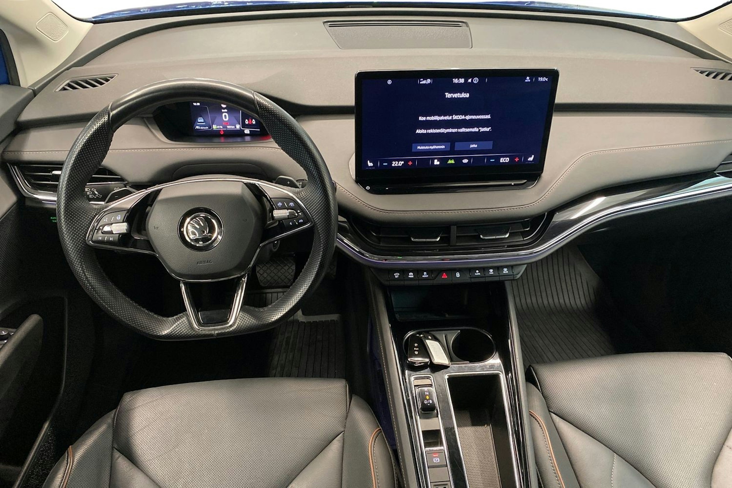 Sininen Skoda Enyaq 2022 kuva 9.