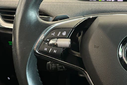 harmaa Skoda Enyaq 2022 kuva 15.