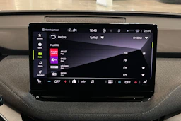 harmaa Skoda Enyaq 2022 kuva 17.