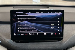 harmaa Skoda Enyaq 2022 kuva 20.