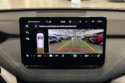 harmaa Skoda Enyaq 2022 kuva 25.
