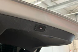 harmaa Skoda Enyaq 2022 kuva 34.