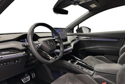 harmaa Skoda Enyaq 2022 kuva 7.