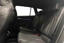 harmaa Skoda Enyaq 2022 kuva 10.