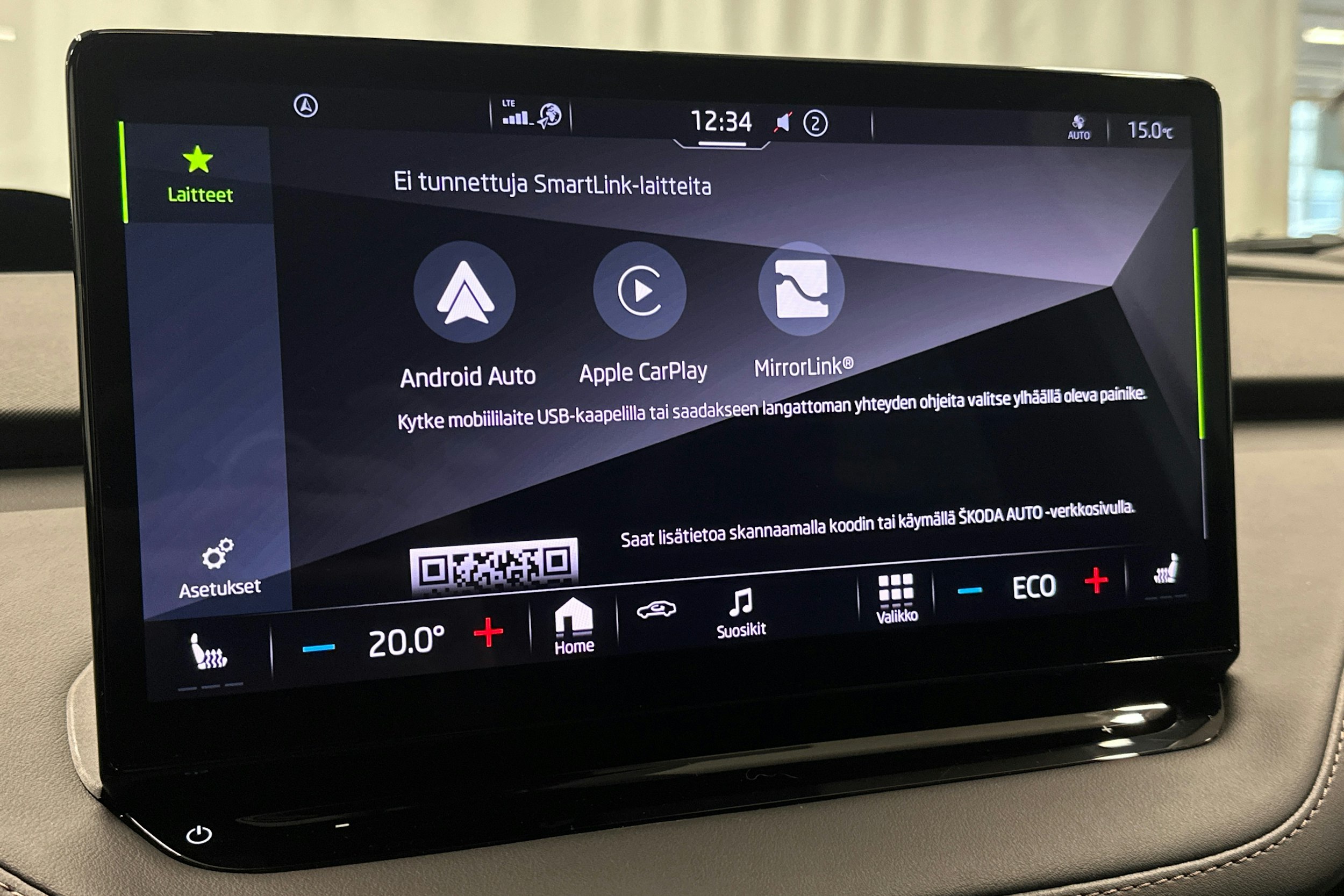 harmaa Skoda Enyaq 2022 kuva 30.