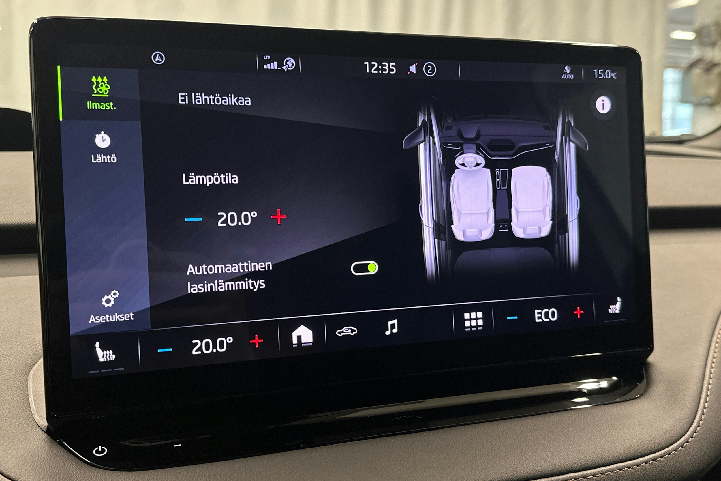 harmaa Skoda Enyaq 2022 kuva 31.