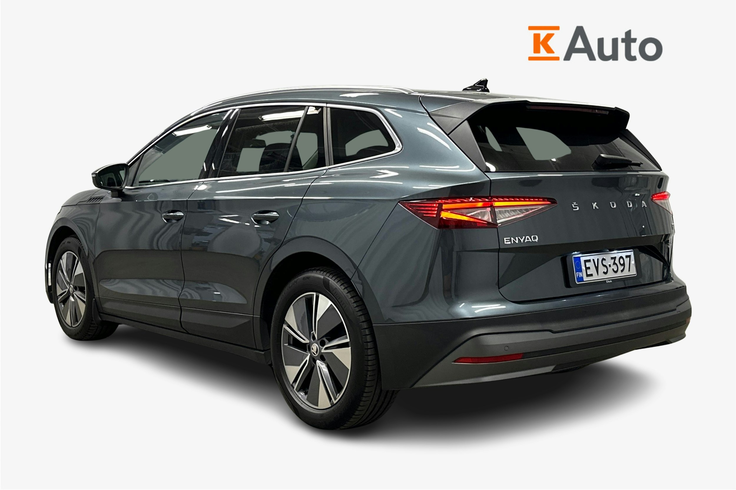harmaa Skoda Enyaq 2022 kuva 2.