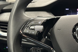 harmaa Skoda Enyaq 2022 kuva 20.