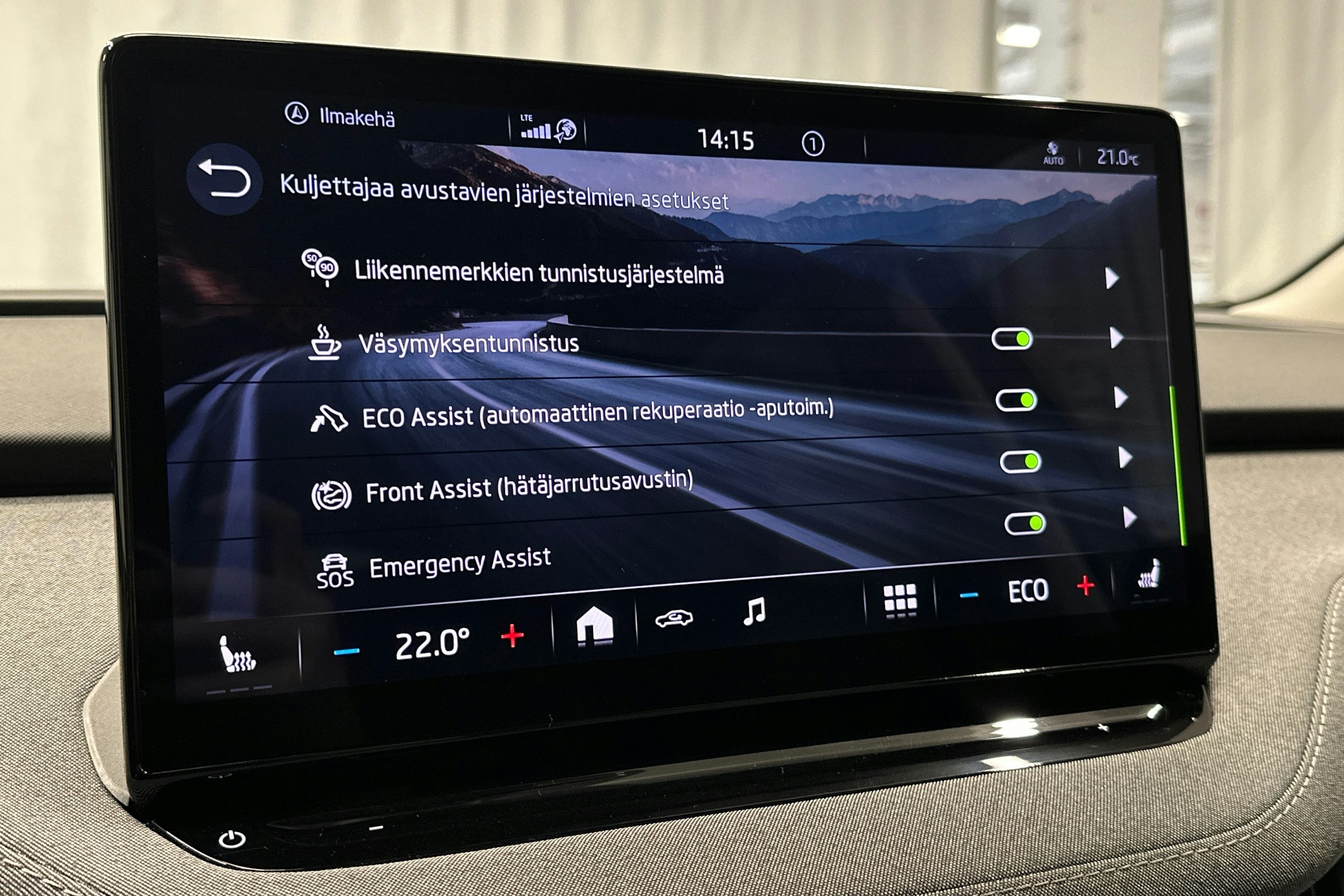 harmaa Skoda Enyaq 2022 kuva 26.