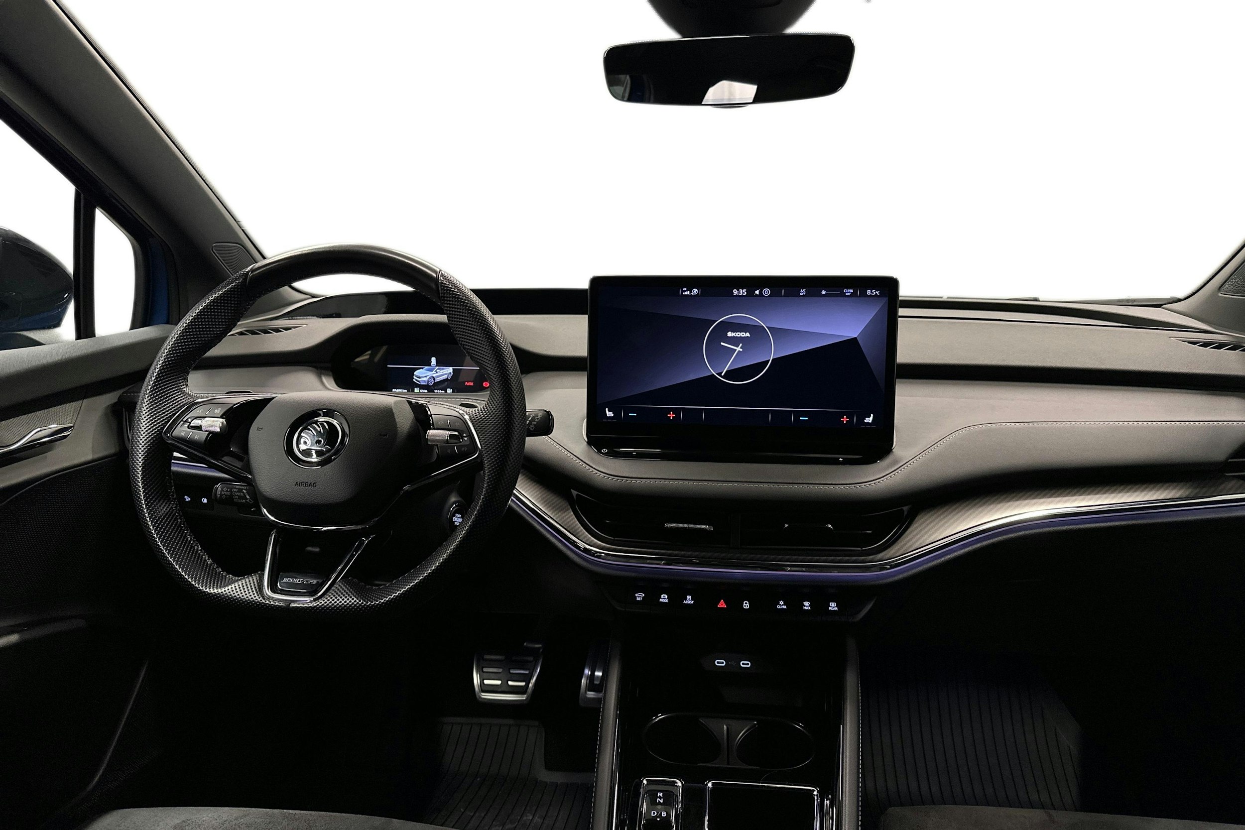 sininen Skoda Enyaq 2022 kuva 9.