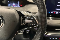 sininen Skoda Enyaq 2022 kuva 15.