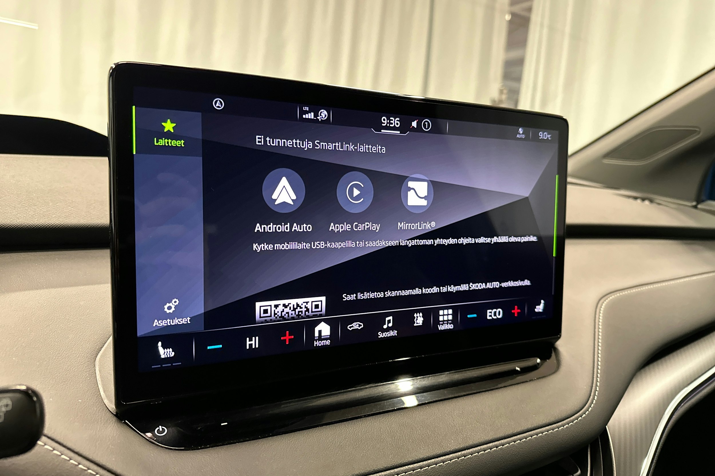 sininen Skoda Enyaq 2022 kuva 22.