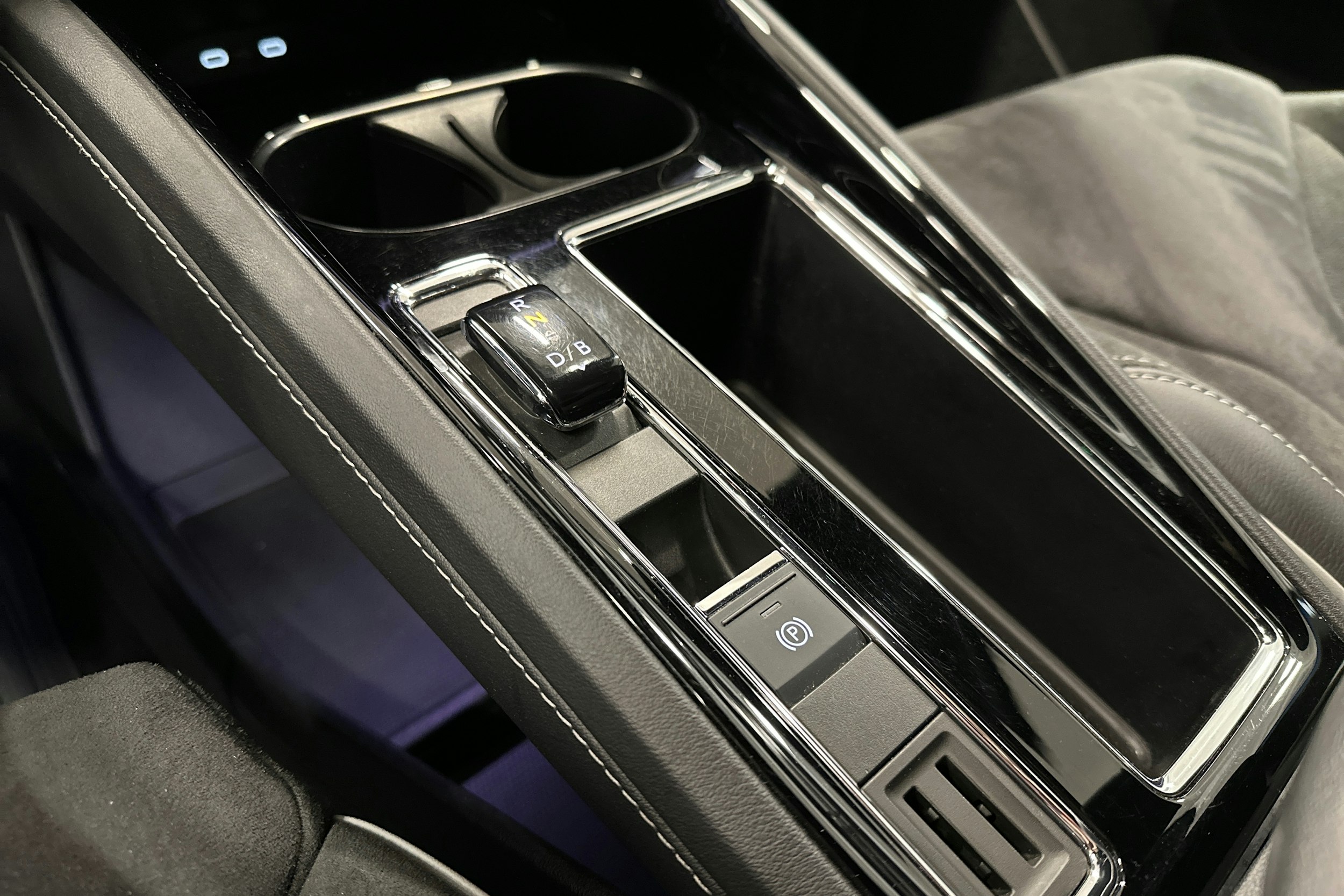 sininen Skoda Enyaq 2022 kuva 27.