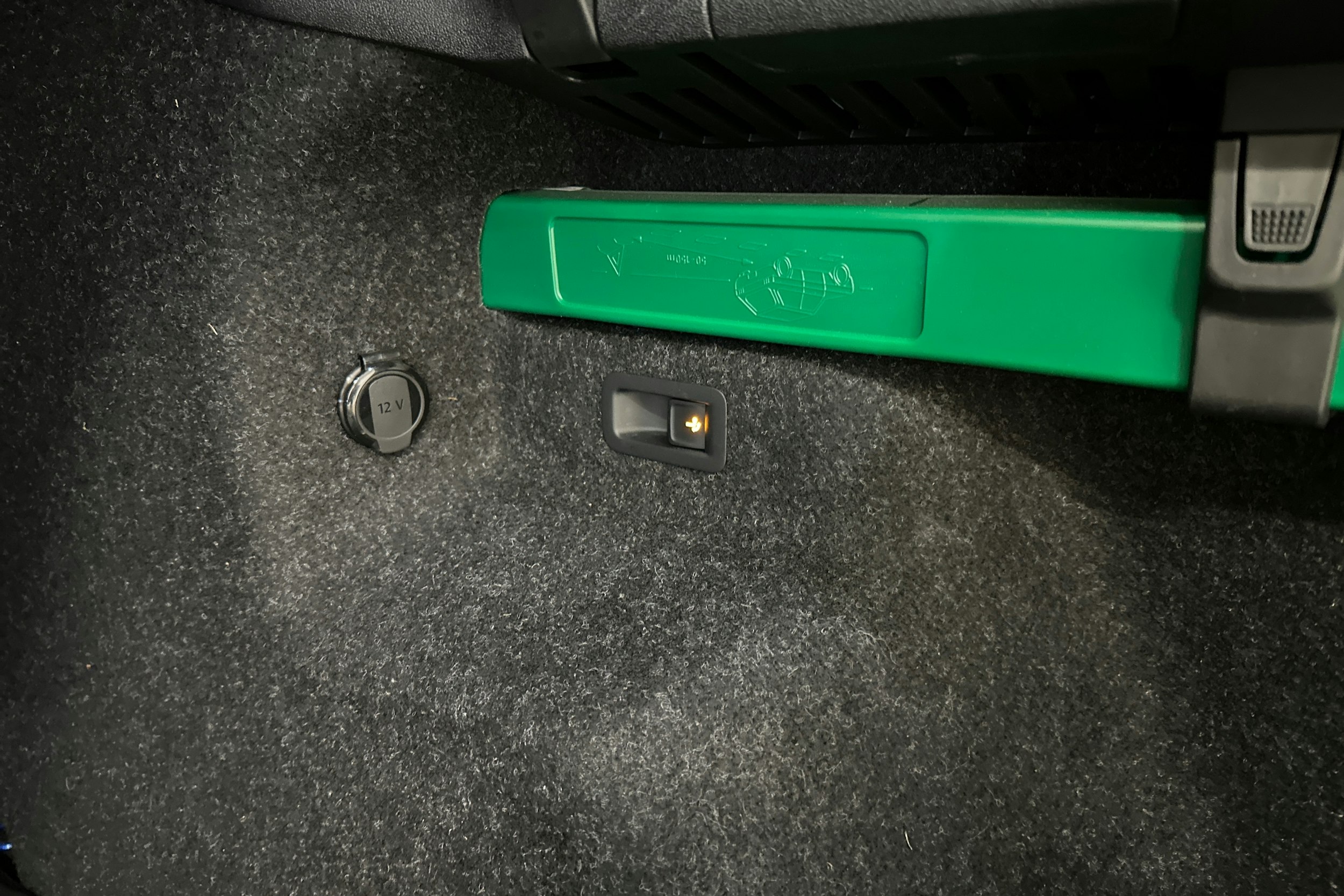 sininen Skoda Enyaq 2022 kuva 33.