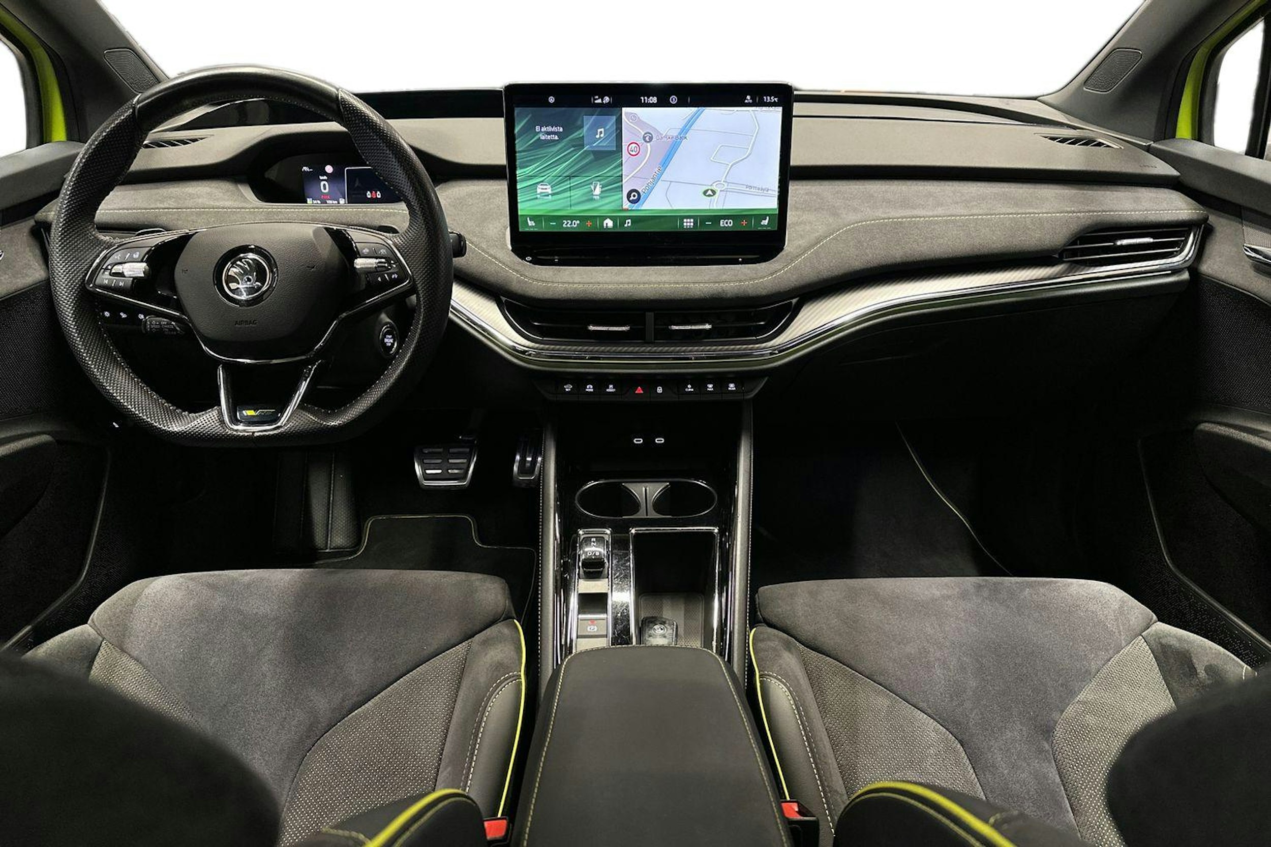 vihreä Skoda Enyaq 2022 kuva 7.