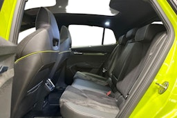 vihreä Skoda Enyaq 2022 kuva 8.