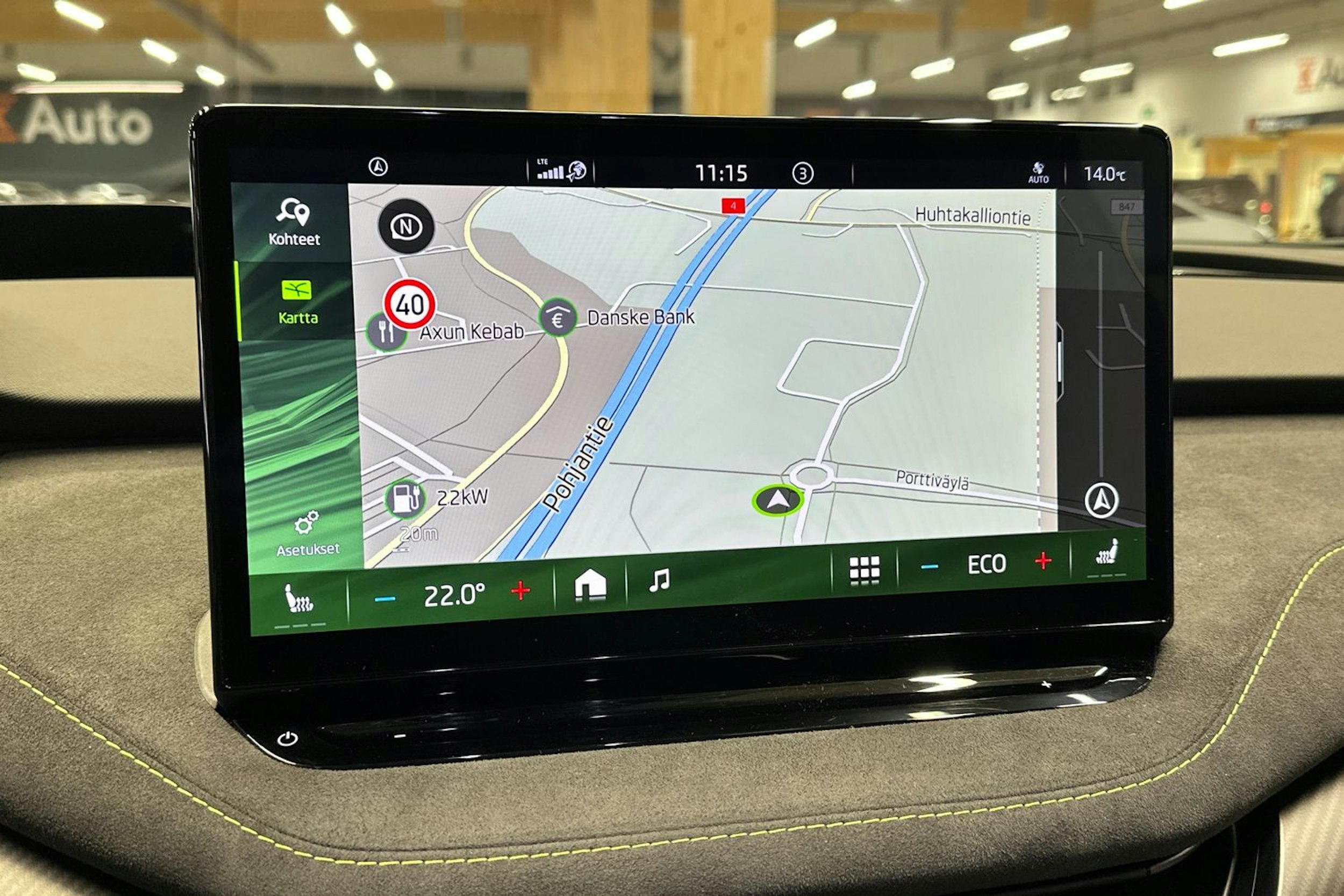 vihreä Skoda Enyaq 2022 kuva 21.