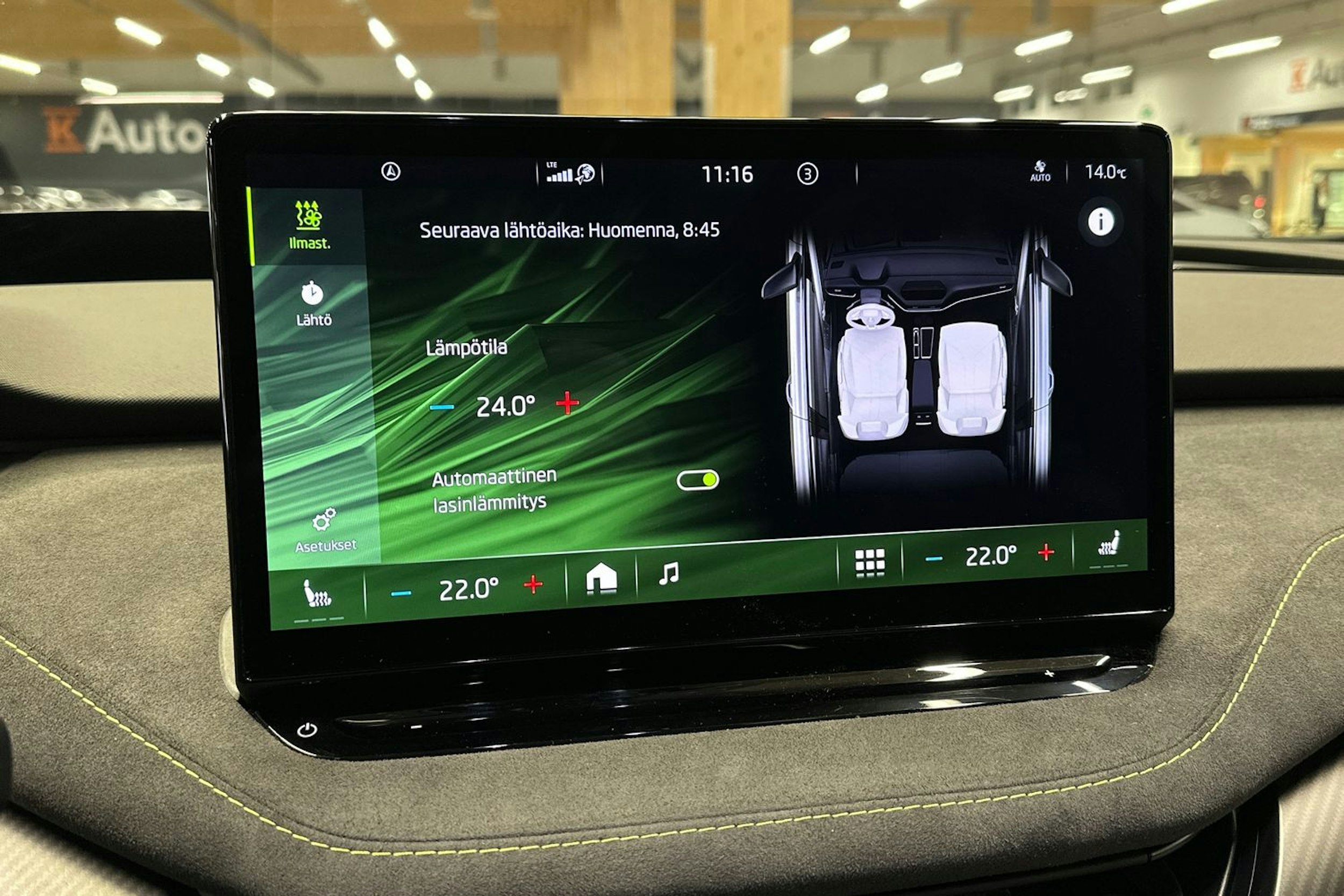 vihreä Skoda Enyaq 2022 kuva 22.