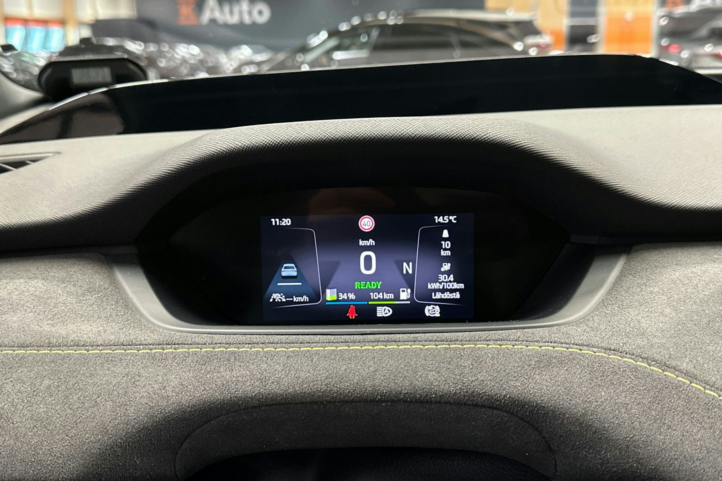 vihreä Skoda Enyaq 2022 kuva 27.