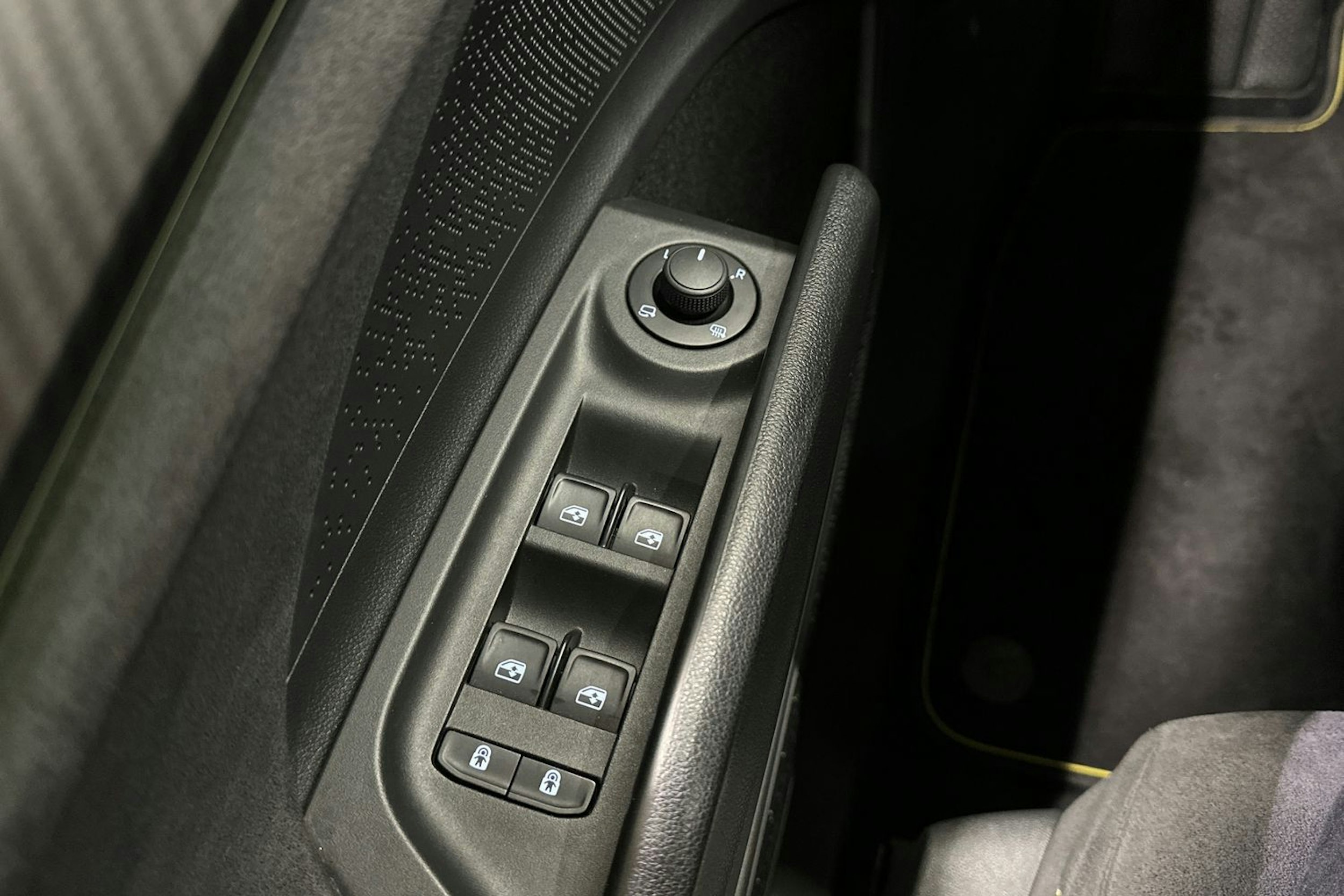 vihreä Skoda Enyaq 2022 kuva 32.