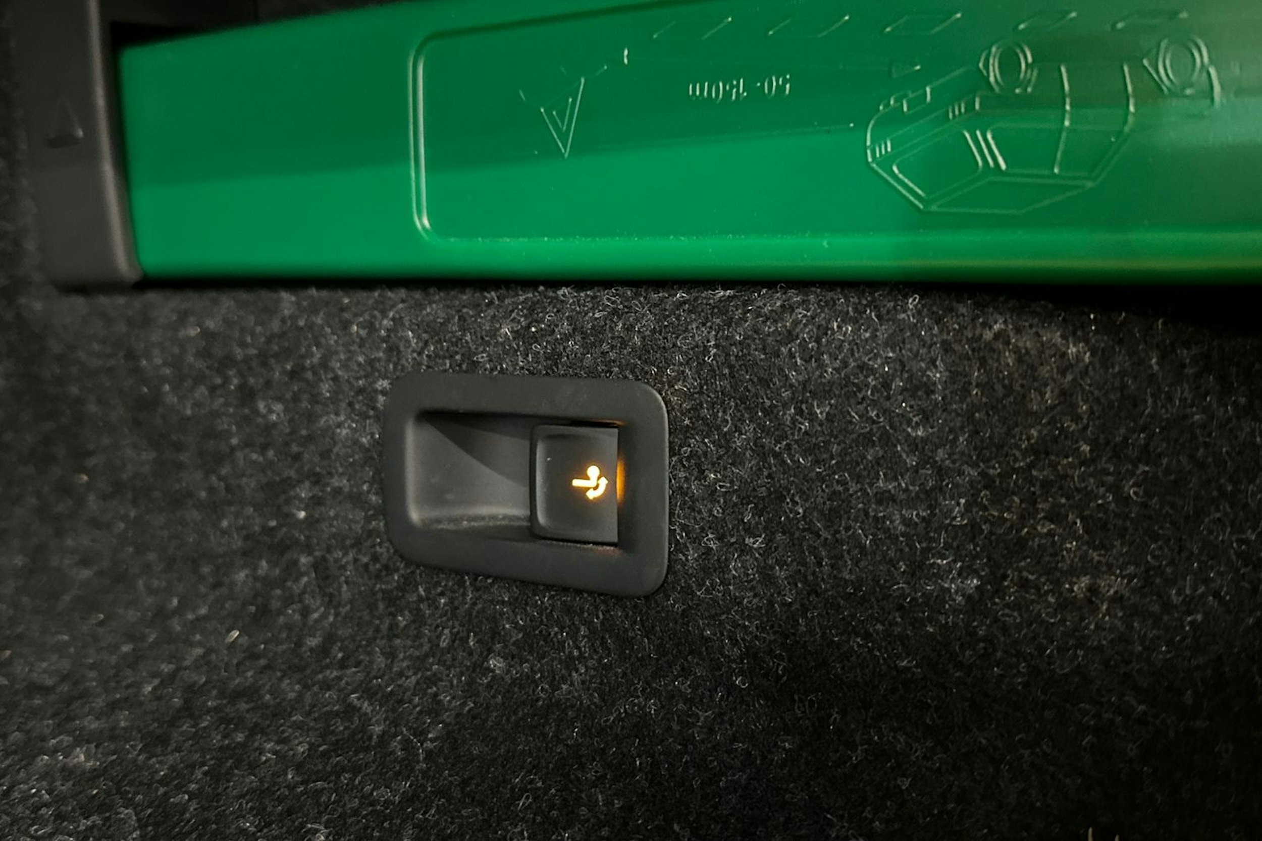 vihreä Skoda Enyaq 2022 kuva 35.