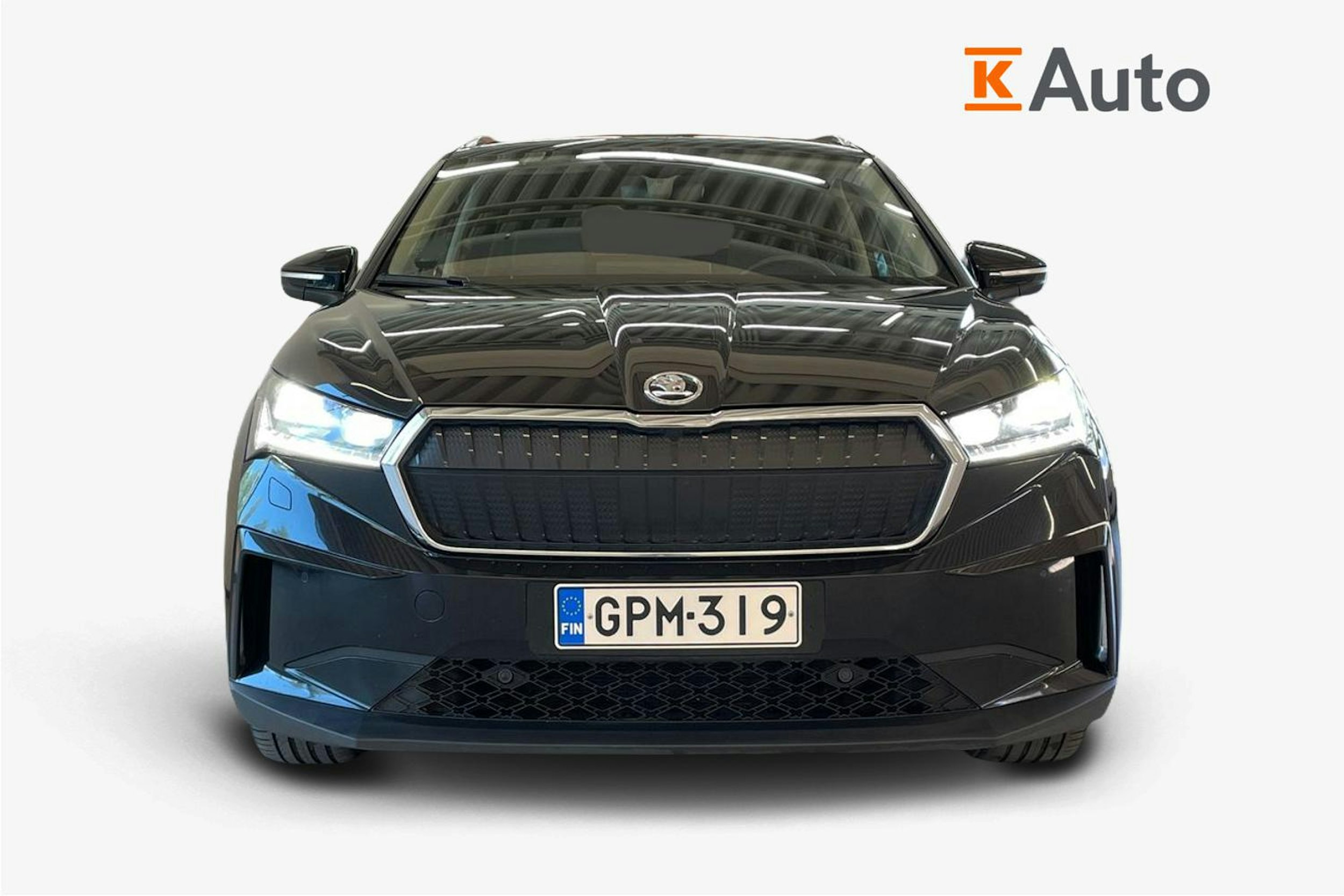 Musta Skoda Enyaq 2022 kuva 4.