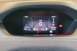 Musta Skoda Enyaq 2022 kuva 11.