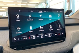 Musta Skoda Enyaq 2022 kuva 14.