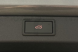 harmaa Skoda Enyaq 2022 kuva 12.