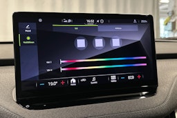 harmaa Skoda Enyaq 2022 kuva 26.