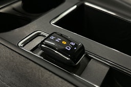 harmaa Skoda Enyaq 2022 kuva 30.