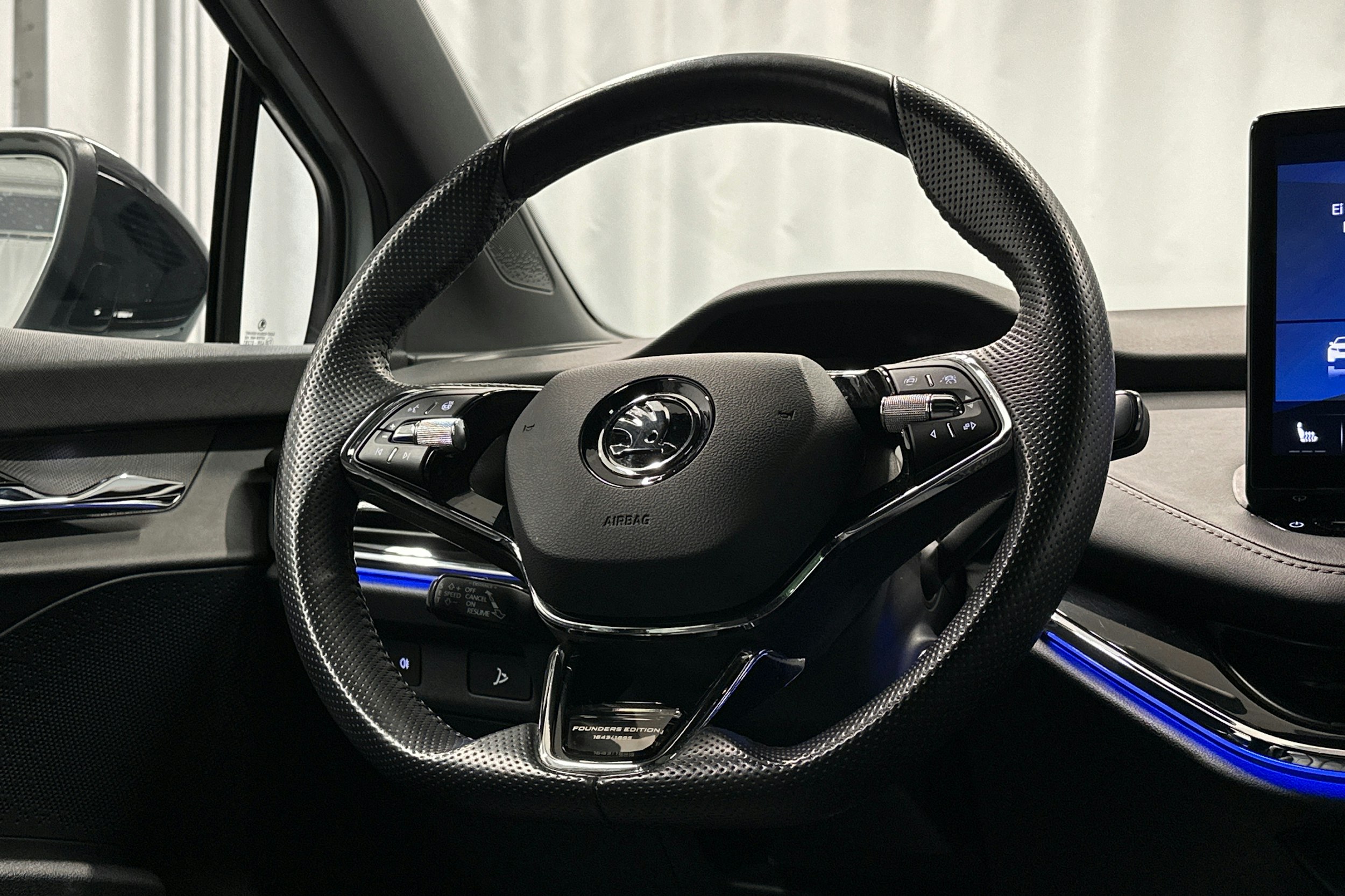 hopea Skoda Enyaq 2022 kuva 21.