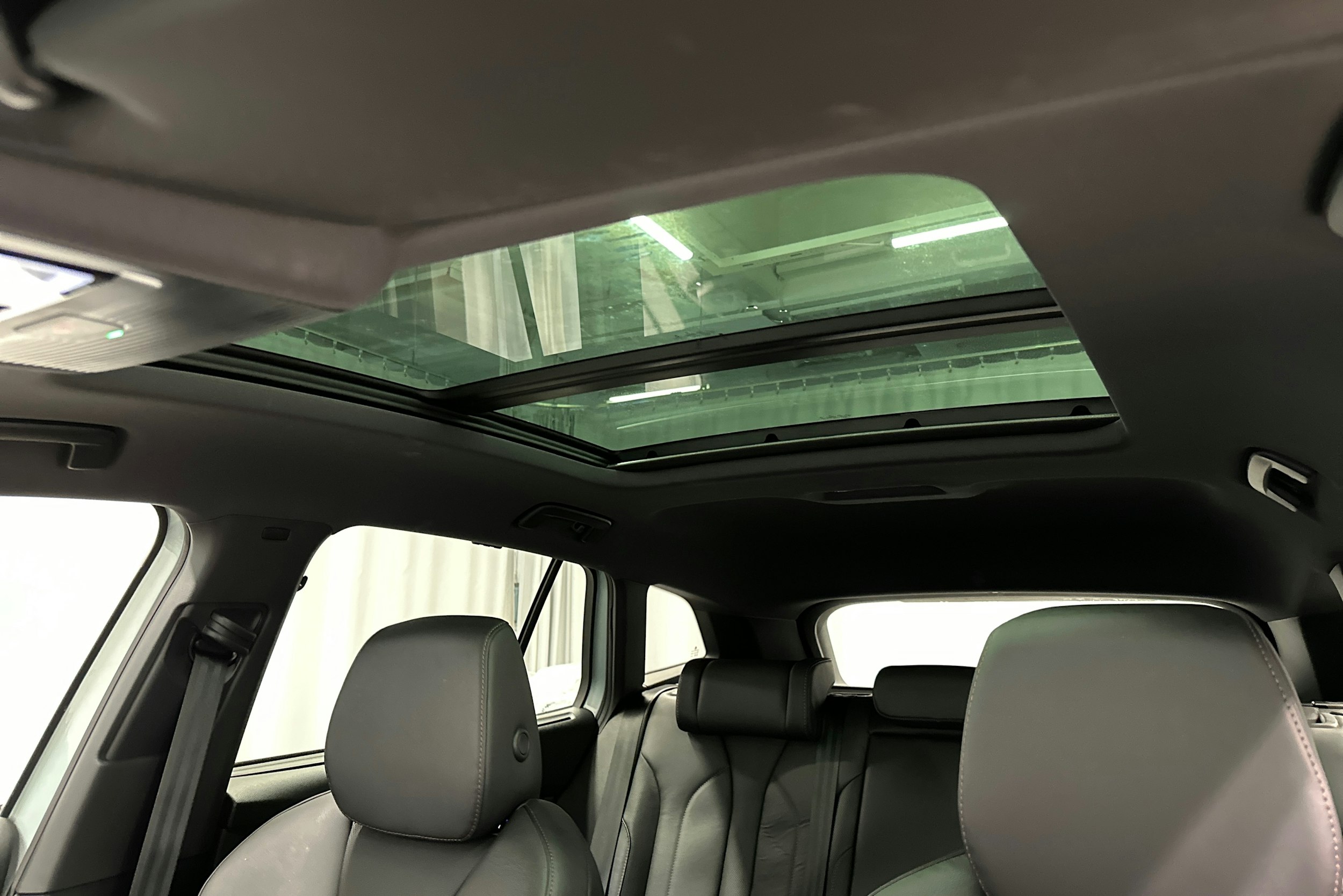 hopea Skoda Enyaq 2022 kuva 35.