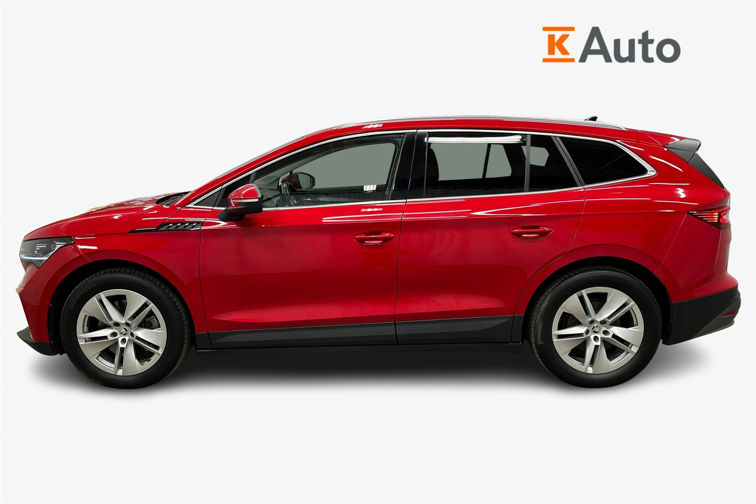 punainen Skoda Enyaq 2022 kuva 6.